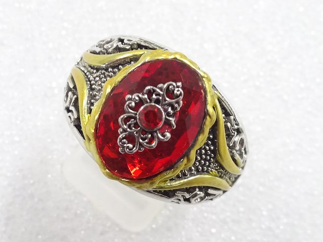 Colored stone ring (size 28)